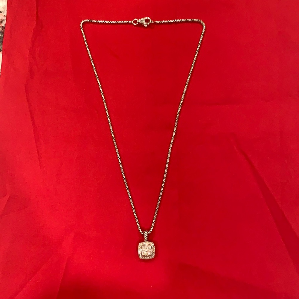 David Yurman Petite Albion Pendant with Diamonds - Picture 2 of 9